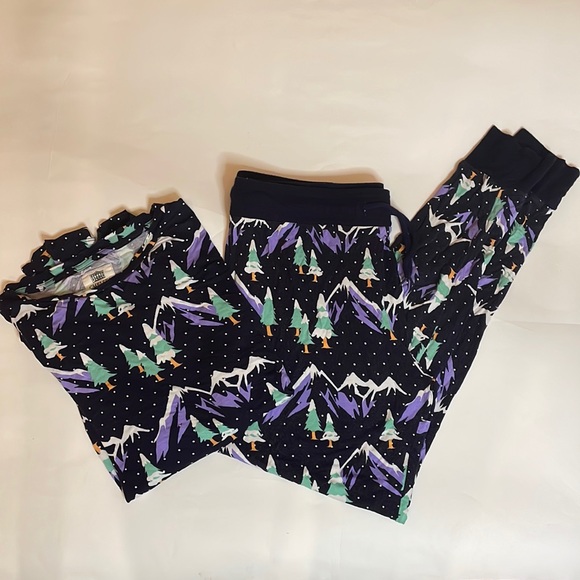 Chelsea Peers Snowy PJ set - Picture 3 of 5